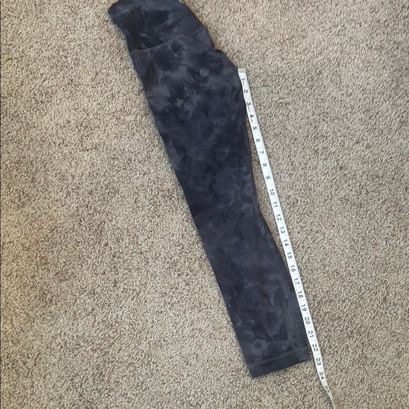 Worn Once Lululemon Tie Dyed Leggings High-Waist Align 23” Crop Leggings - Picture 7 of 7